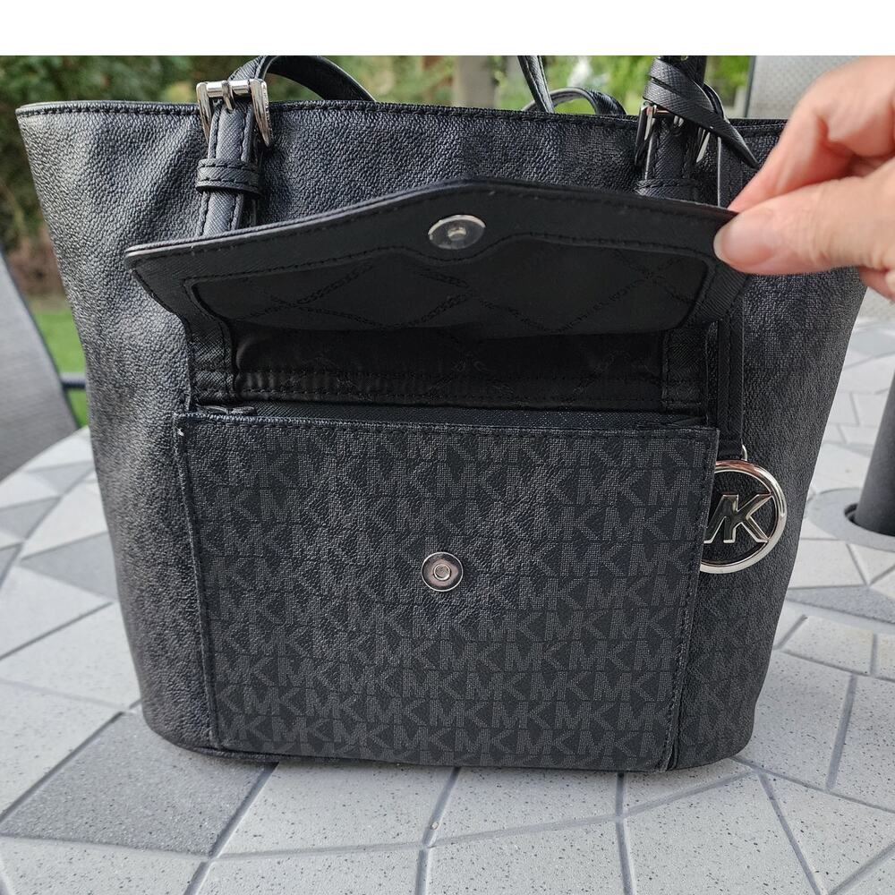 MICHAEL Michael Kors Jet Set Front Pocket Tote Bag - Picture 9 of 13